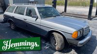 A Long-Sitting 1982 Mercedes-Benz 300TD Could Be a Bargain … or a Money Pit