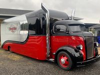 A Streamlined 1947 Ford COE–Based Pizza Truck Heads to SEMA