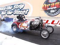 Auto Club Dragway Closes, Taking With It the Last Quarter-Mile Dragstrip Open to the Public in Southern California