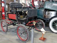 Visiting The Western Antique Aeroplane & Automobile Museum in Oregon
