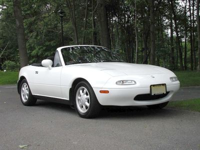 There S No Time Like The Present To A First Generation Mazda Miata Hemmings - 1991 Mazda Miata Paint Colors