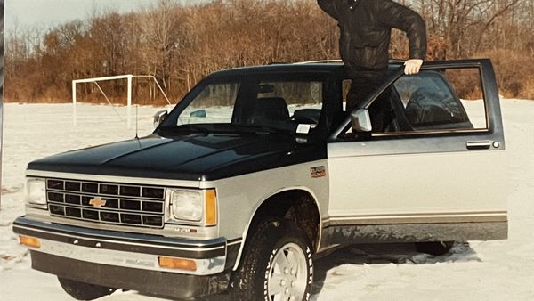 Off-roading in a 2022 Ford Bronco Raptor reminds me of my dad's 1985 Chevrolet S-10 Blazer, and how far factory SUVs have come