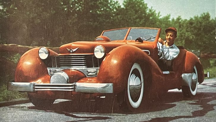 The Cord Comet Arose From an Attempt To Make a Sports Car Out of the Front-Wheel-Drive Pioneer. Where Is It Now?