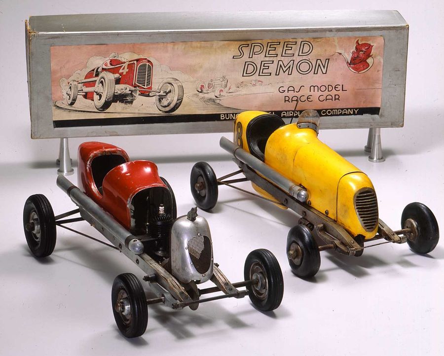 tether race car Spindizzies book gas powered models E Zausner 1998 New 250 pgs