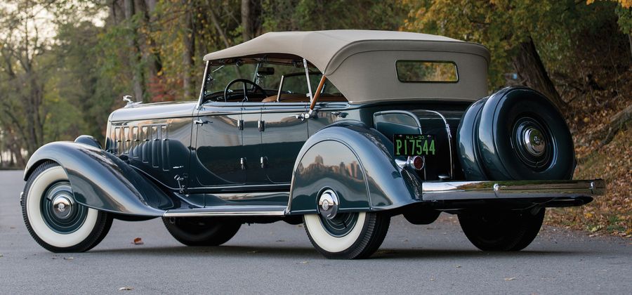 A coachbuilder's own custom - Ralph Roberts' 1933 Chrysler CL ...
