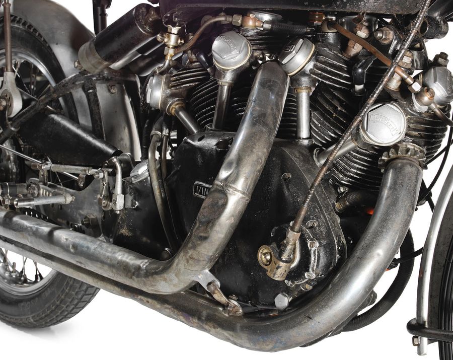 A Land Speed Record Setting 1951 Vincent Ups The Ante For Hemmings 1952 vincent black lightning is a song by guitarist richard thompson from his 1991 album rumor and sigh. a land speed record setting 1951