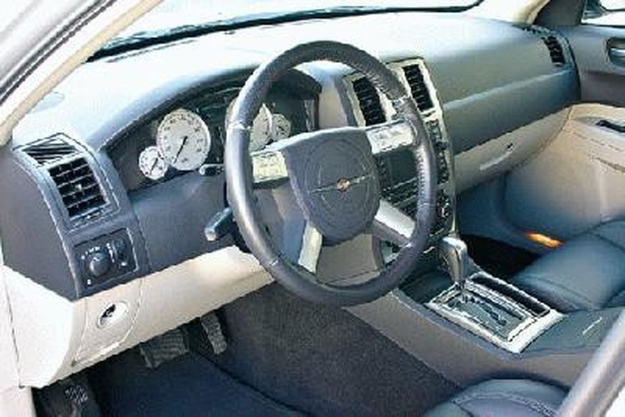 2005 chrysler 300 interior parts