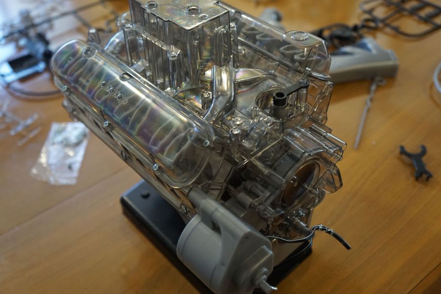 Visible V-8 Engine Revell 1/4 Instructions Nuts Bolts Springs Wiring Tool Etc. Visible V-8 Engine Revell 1/4 Instructions Nuts Bolts Springs Wiring Tool Etc.