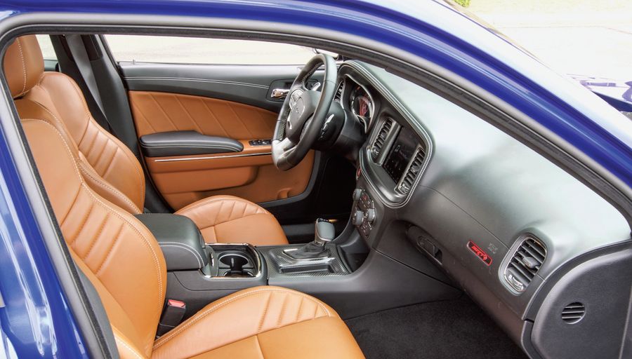 The Dodge Charger Srt Hellcat Adds Performance Without Adding Hemmings