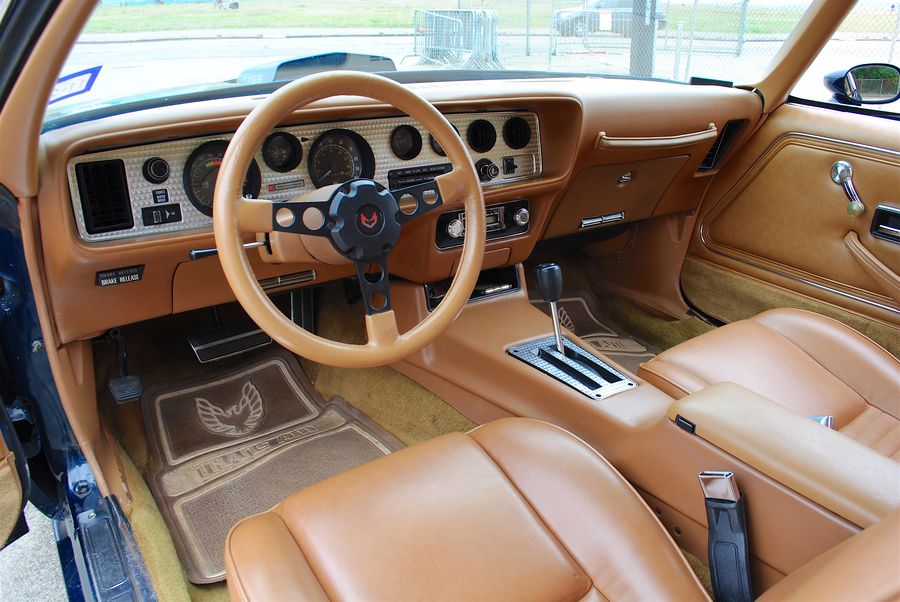 1976-81 Pontiac Trans Am w/ Console 7039-Dark Red/Carmine Carpet for Auto Trans 