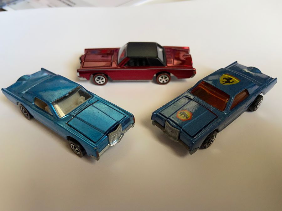 hot wheels lincoln continental mark iii