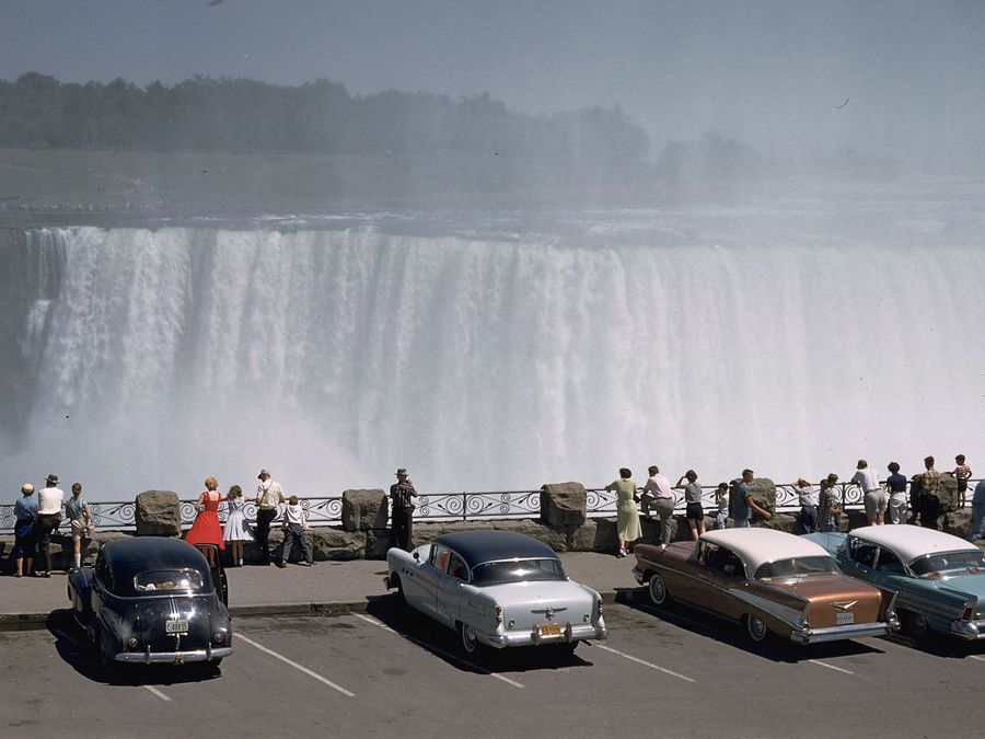 1958 NIAGARA FALLS 8X12 PHOTO AMERICANA CHEVROLET MERCURY BUICK AUTOMOBILES CARS