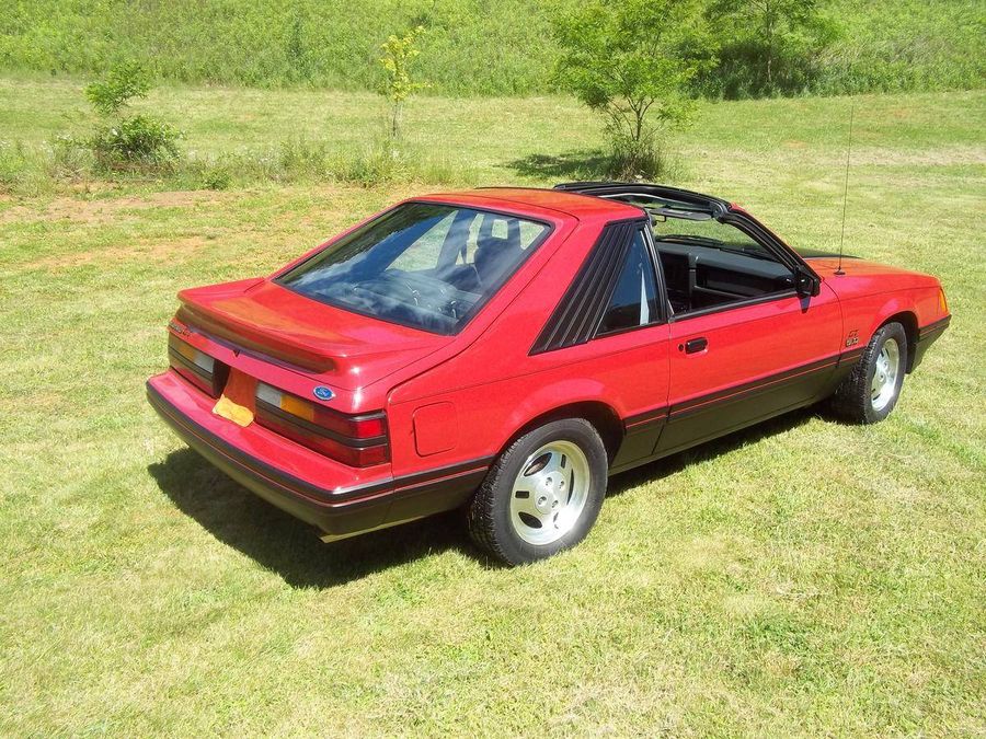 hemmings find of the day 1984 ford mustang gt hemmings 1984 ford mustang gt