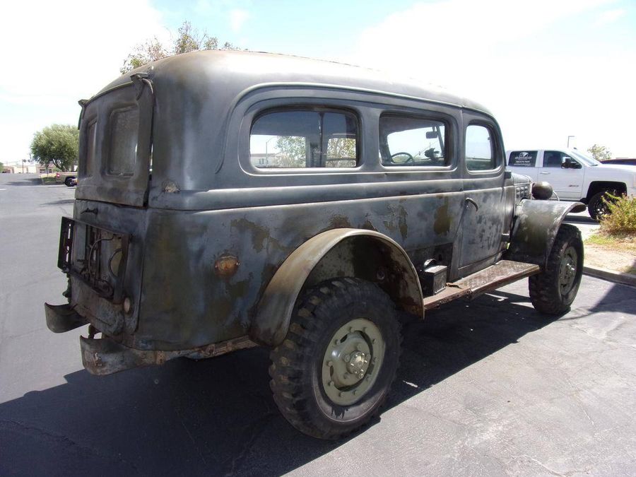 hemmings find of the day 1942 dodge wc 53 carryall hemmings 1942 dodge wc 53 carryall