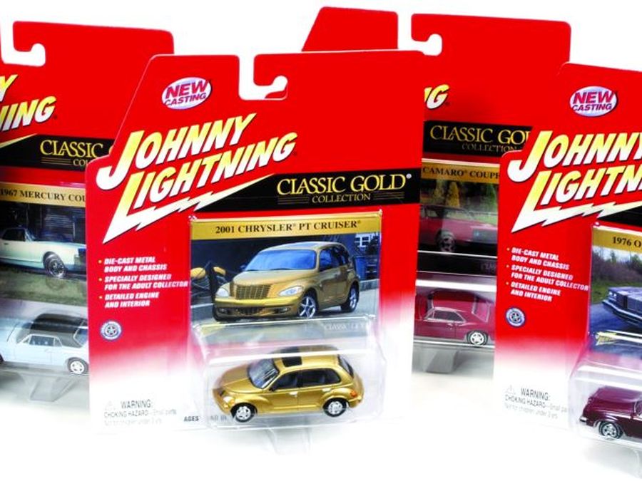 johnny lightning toy cars