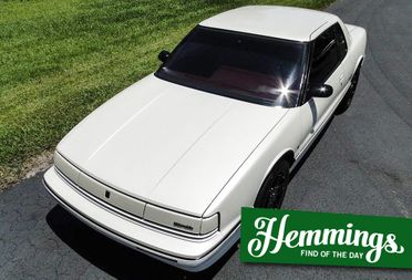 Hemmings Find Of The Day 1992 Oldsmobile Toronado Trofeo Hemmings #fender #toronado #guitar #earth #pentastar: 1992 oldsmobile toronado trofeo