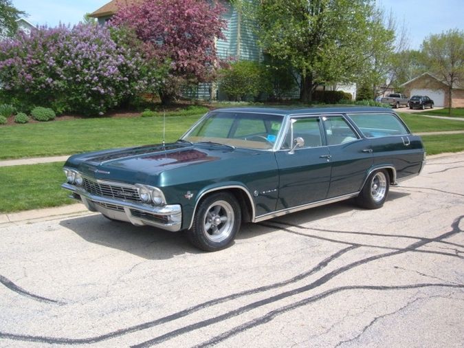 hemmings find of the day 1965 chevrolet impala station wagon hemmings 1965 chevrolet impala station wagon