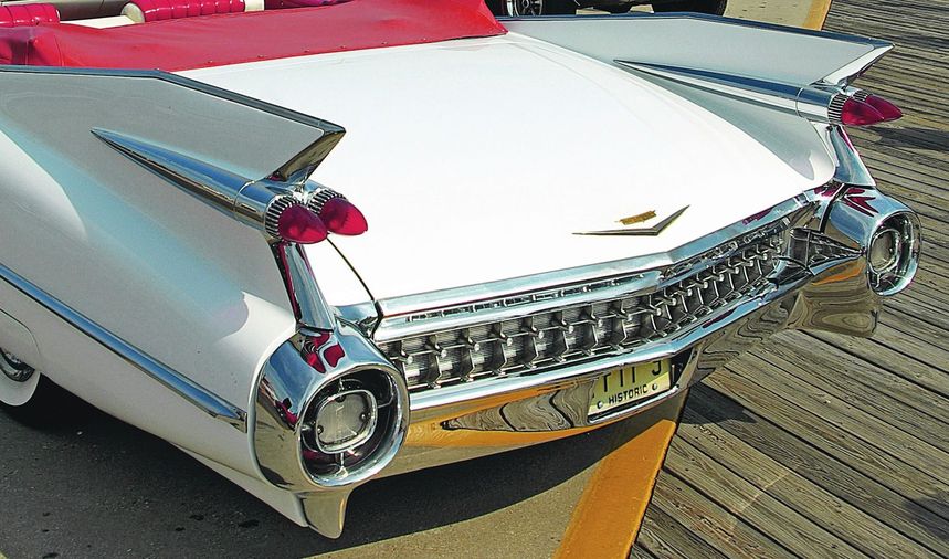 pix 59 Cadillac Tail Fins sputnik and the death of the tailfin