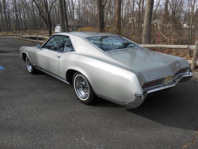 hemmings find of the day 1966 buick riviera hemmings day 1966 buick riviera