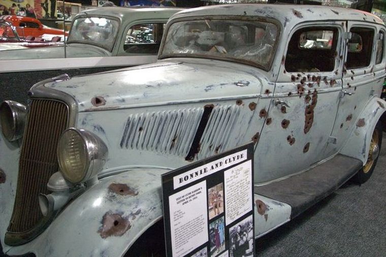 Ford v8 bonnie clyde