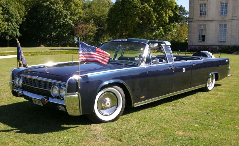 Clone of Kennedy's Lincoln limousine comes up for sale again | Hemmings