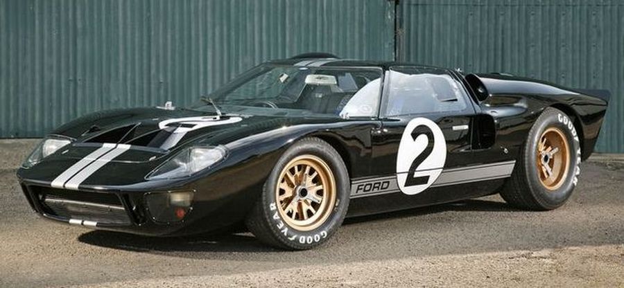 NEW Scalextric Rolling Chassis Gold Weathered Ford GT40 