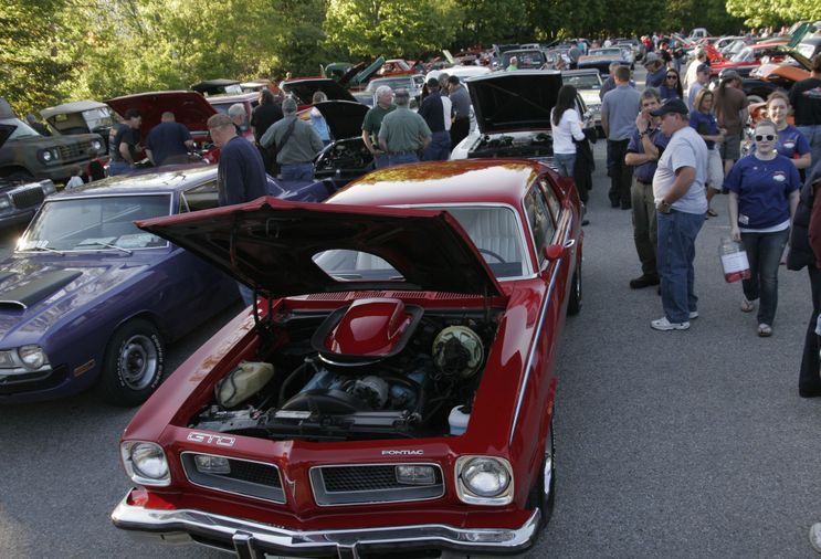 Ask A Hemmings Editor What Car Show Awards Format Works Best