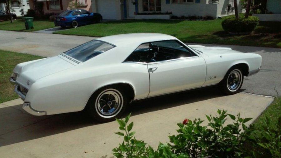hemmings find of the day 1966 buick riviera gs hemmings 1966 buick riviera gs