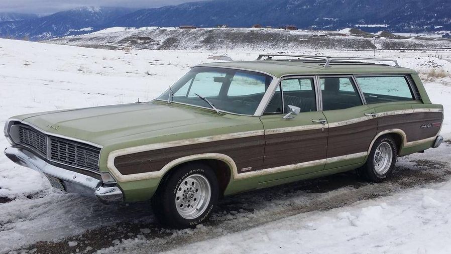 hemmings find of the day 1968 ford country squire hemmings 1968 ford country squire