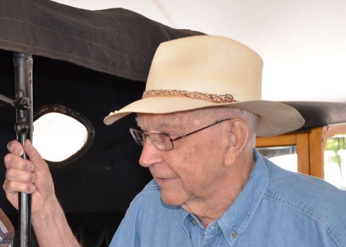 Automotive Publisher Chet Krause Dies At 92 Hemmings