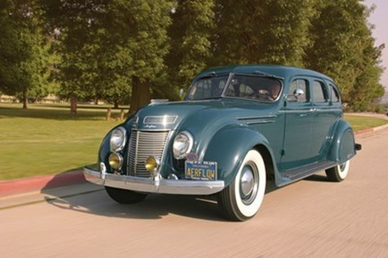 1937 chrysler airflow