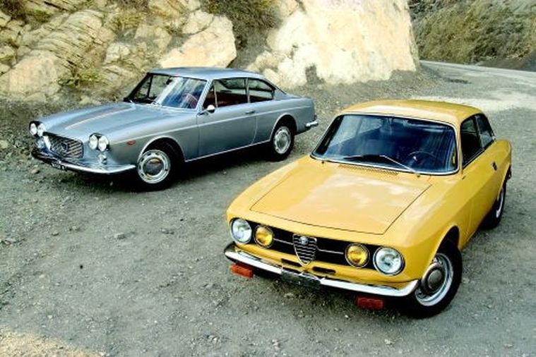 Lancia Flavia 1.8 Coupe vs. Alfa GTV 1750 Hemmings