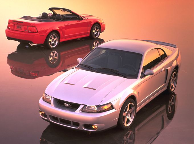 Hemmings Muscle Machines Marks Its 200th Issue So We Look Back At