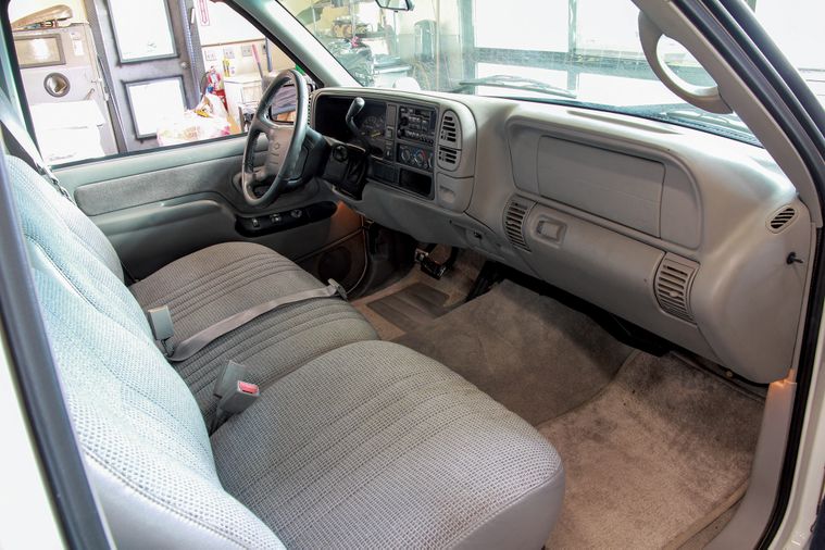 Upgrading A 1997 Chevy C1500 Interior On Budget Hemmings - 1997 Chevrolet C K 1500 Seat Covers