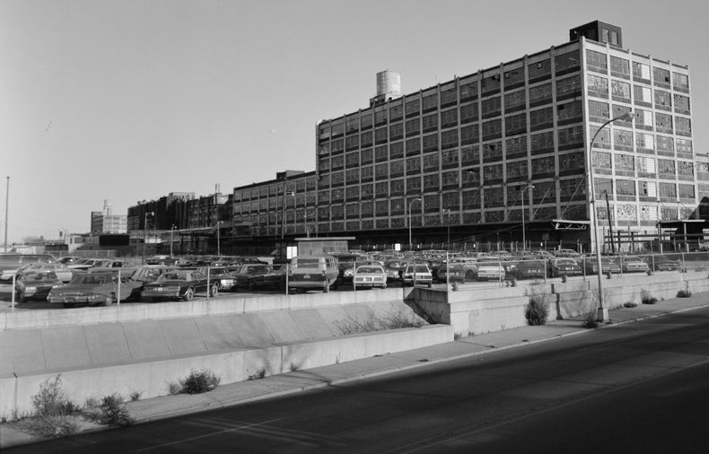 Carspotting Hamtramck, Michigan, 1980 Hemmings