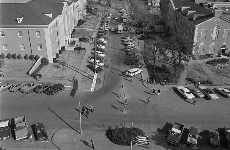 Carspotting: Denton, Texas, 1974 | Hemmings