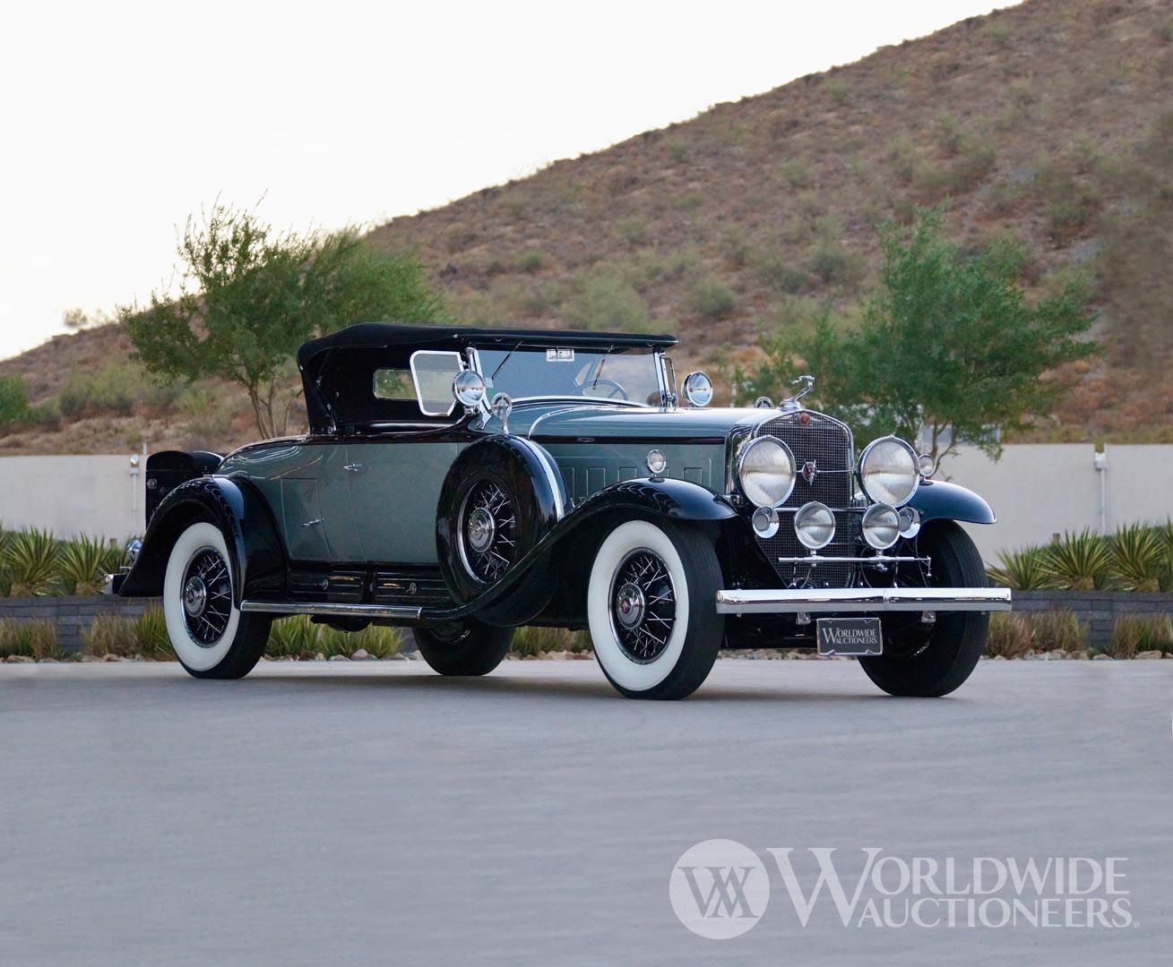 1930-Cadillac.jpg
